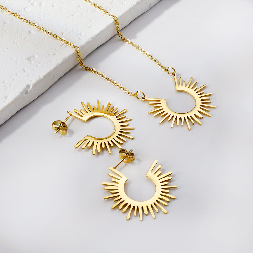 Sunburst Half-Pendant Necklace — Gold