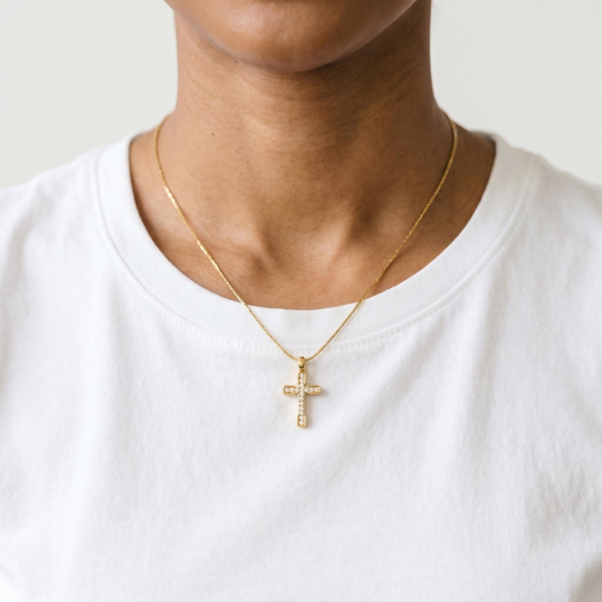Bezel Cross Pendant Necklace — Gold